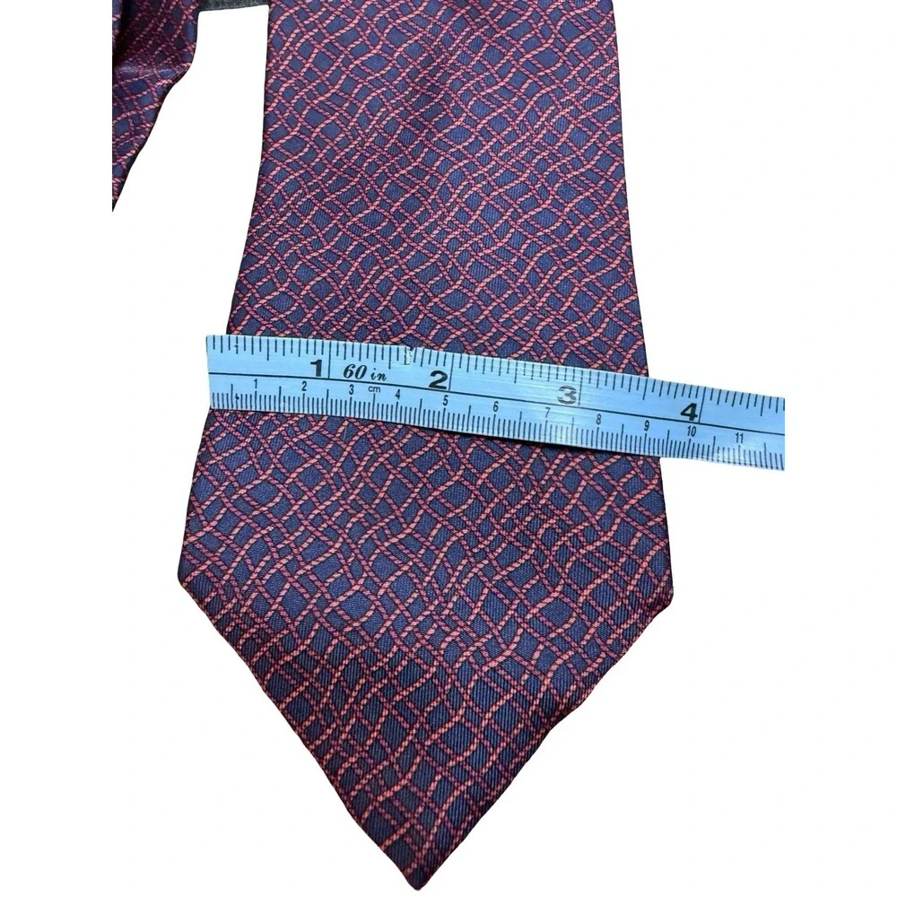 GUCCI ‎ Tie Silk Red Navy Blue background Made in Italy